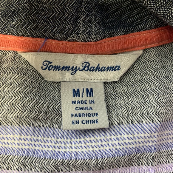 Tommy Bahama Women’s Sunset Stripe Hoodie Tunic. Women’s Size Medium. - Picture 5 of 6